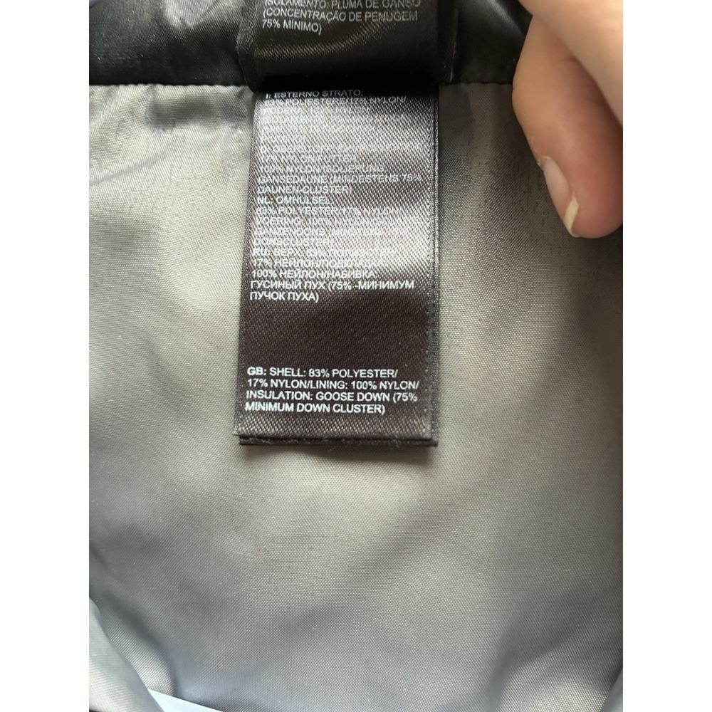 The North Face Full‎ Zip 650 Goose Down Puffer Vest Women's Small Black Outdoors - Picture 8 of 10